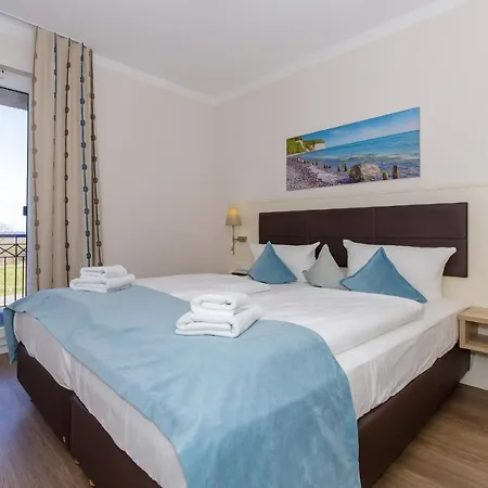 Waterkant Suites 1-27 *
