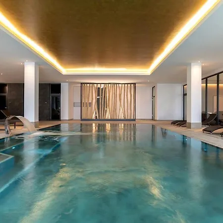 Waterkant Suites 1-27 *